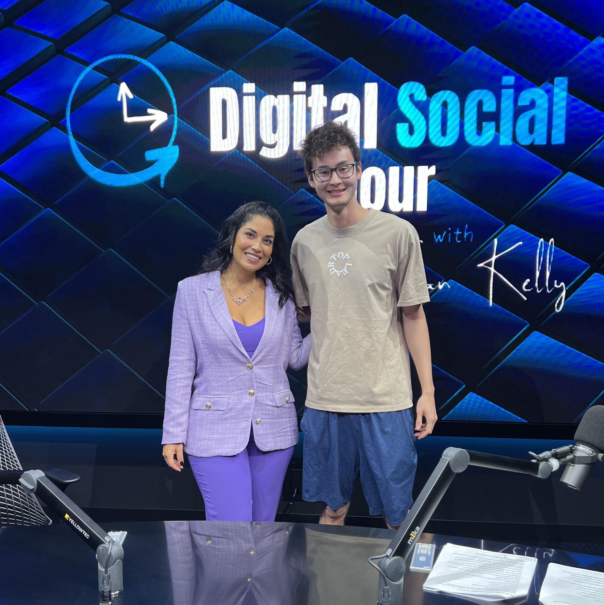 received_6666219516750312~2 Dr. Viviana Coles discusses effective communication in relationships on Digital Social Hour podcast